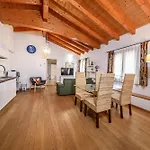 Ng Il Ris Appartement *